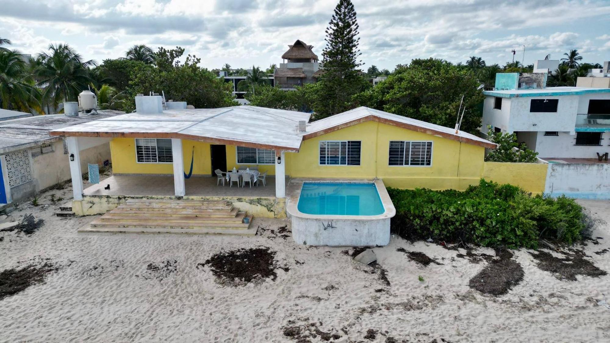 La Casa Amarilla Frente Al Mar Βίλα Chelem Εξωτερικό φωτογραφία